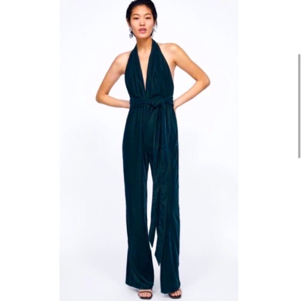 Green Zara Velvet Halter Romper/Jumpsuit